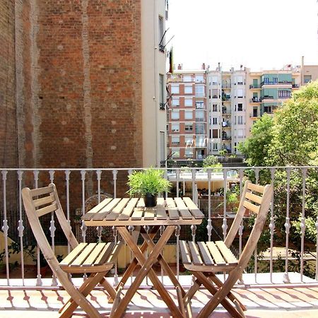 Girona - Modernist Apartments Next To Paseo De Gracia บาร์เซโลนา ภายนอก รูปภาพ