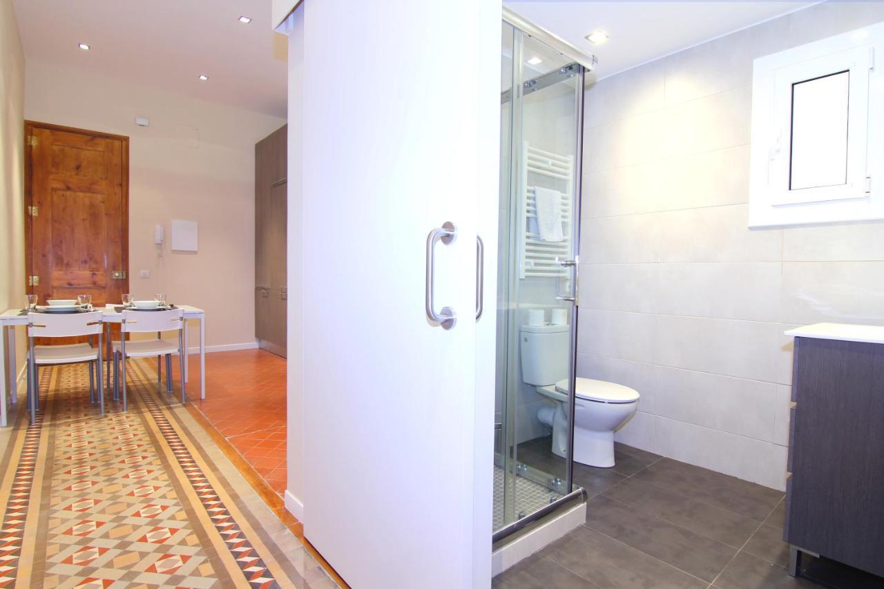 Girona - Modernist Apartments Next To Paseo De Gracia บาร์เซโลนา ภายนอก รูปภาพ
