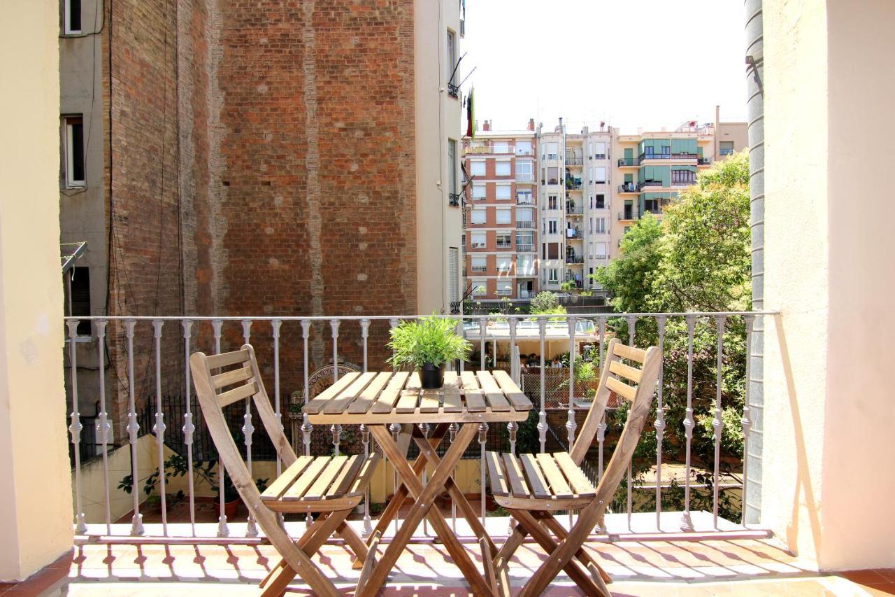 Girona - Modernist Apartments Next To Paseo De Gracia บาร์เซโลนา ภายนอก รูปภาพ