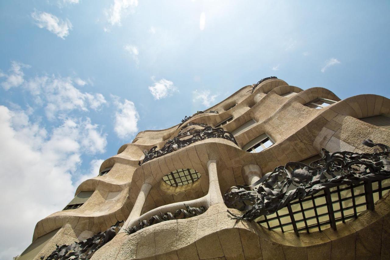 Girona - Modernist Apartments Next To Paseo De Gracia บาร์เซโลนา ภายนอก รูปภาพ