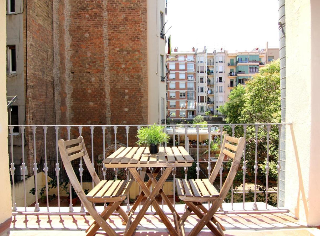 Girona - Modernist Apartments Next To Paseo De Gracia บาร์เซโลนา ภายนอก รูปภาพ